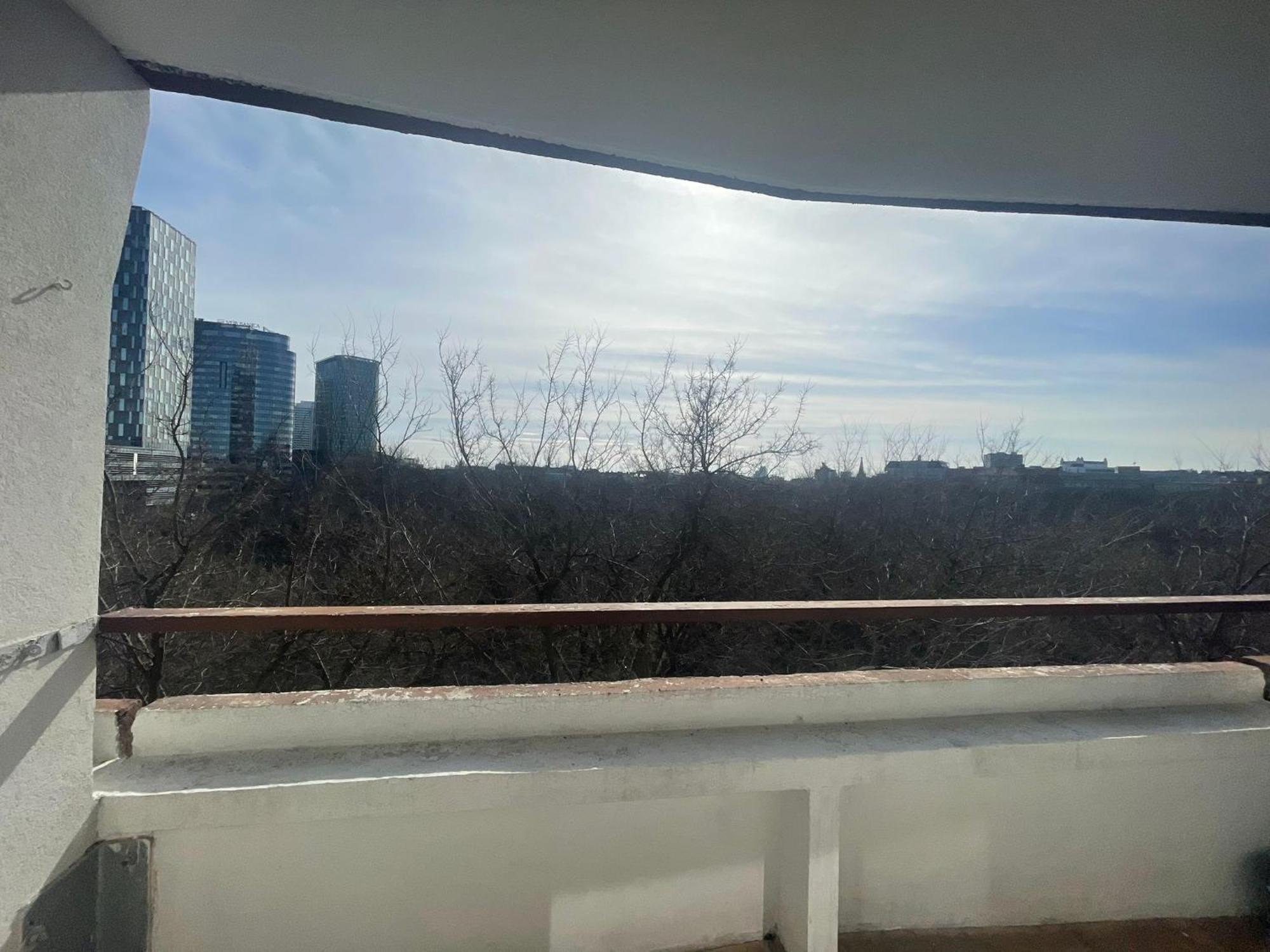 Park View City Center Location Apartment With Balcony Братислава Экстерьер фото