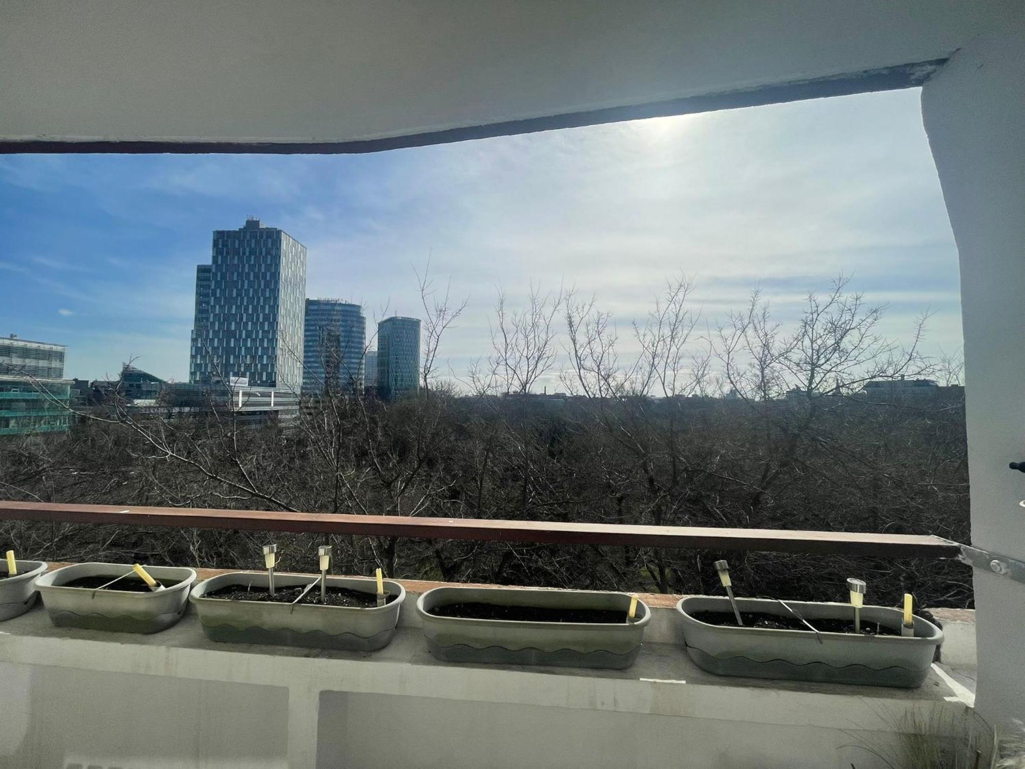 Park View City Center Location Apartment With Balcony Братислава Экстерьер фото