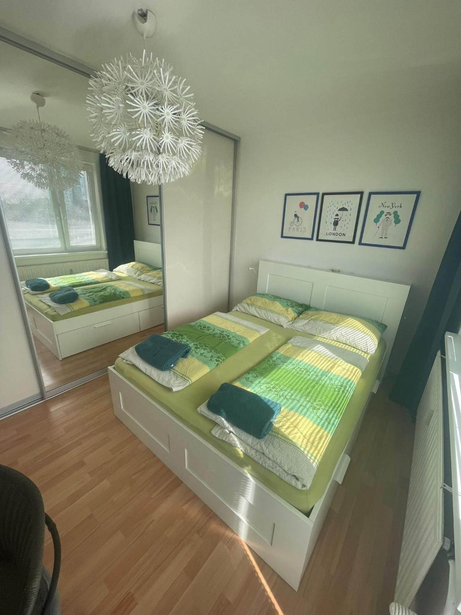 Park View City Center Location Apartment With Balcony Братислава Экстерьер фото