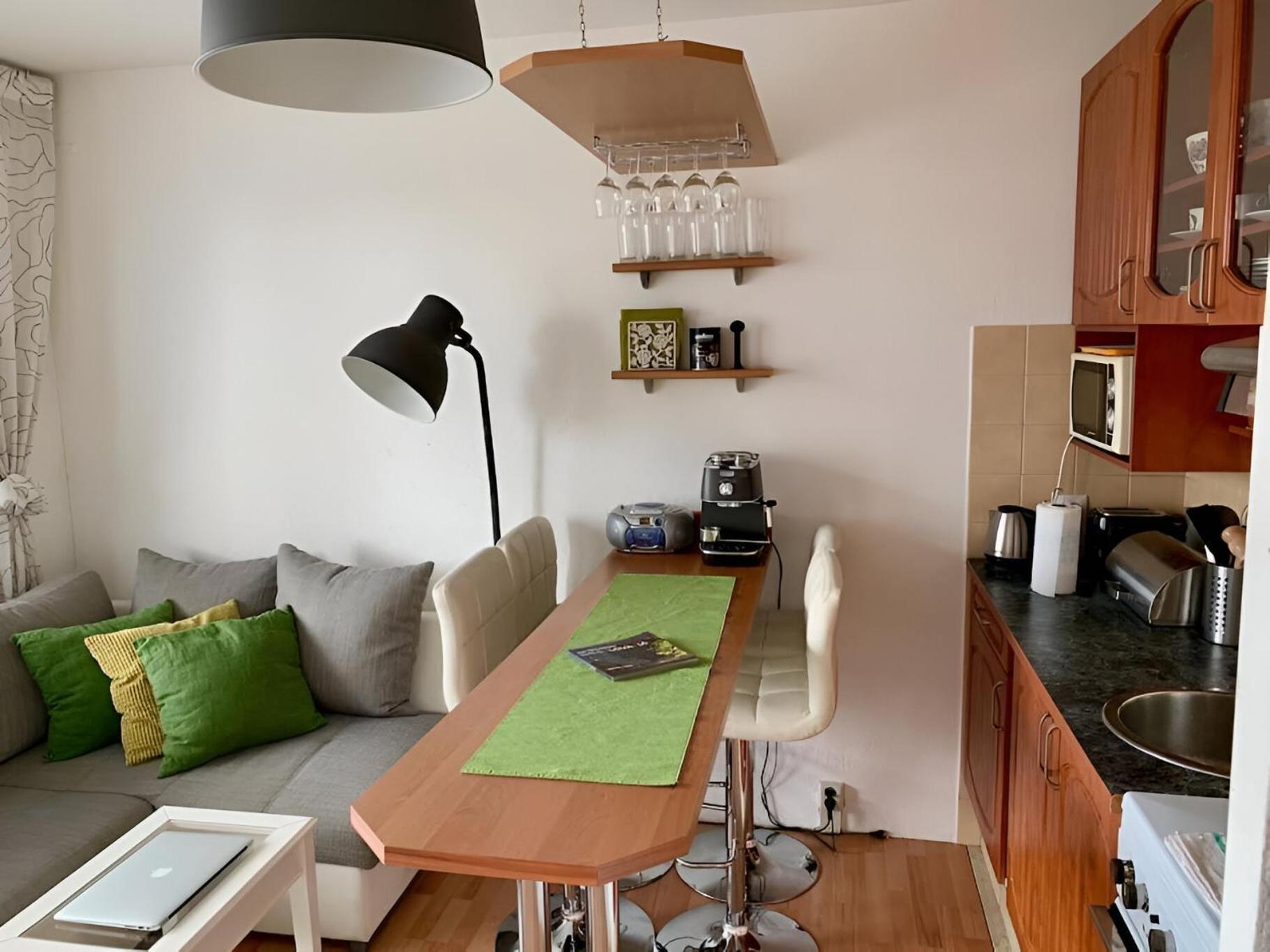 Park View City Center Location Apartment With Balcony Братислава Экстерьер фото